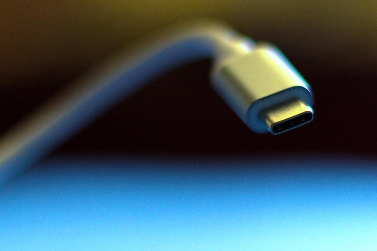 USB-C cable connection technology