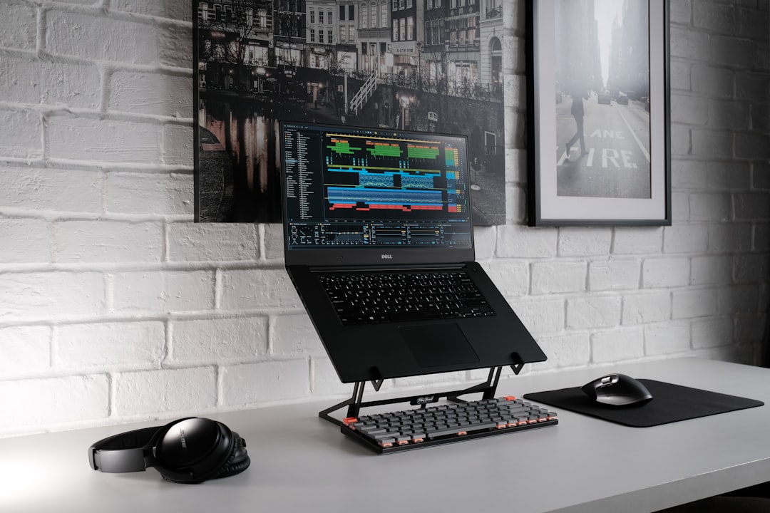 Laptop stand standing desk converter