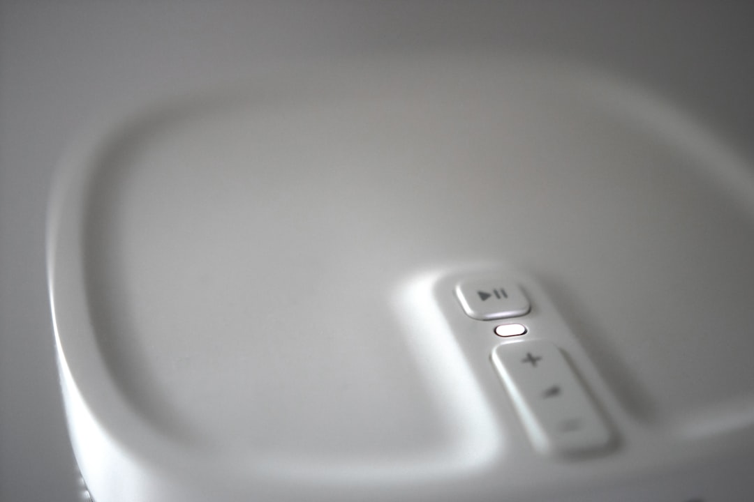 White noise machine for sleep