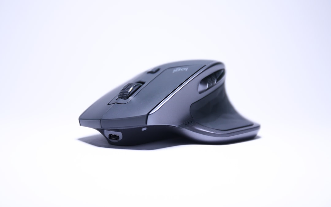 Ergonomic mouse guide
