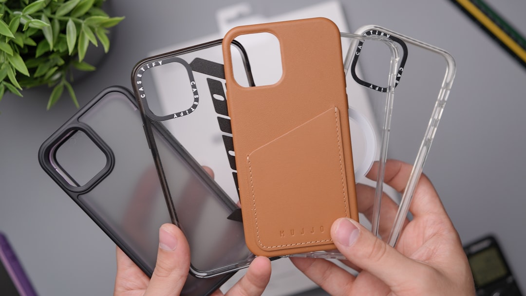 Sleek phone protection for mobile professionals