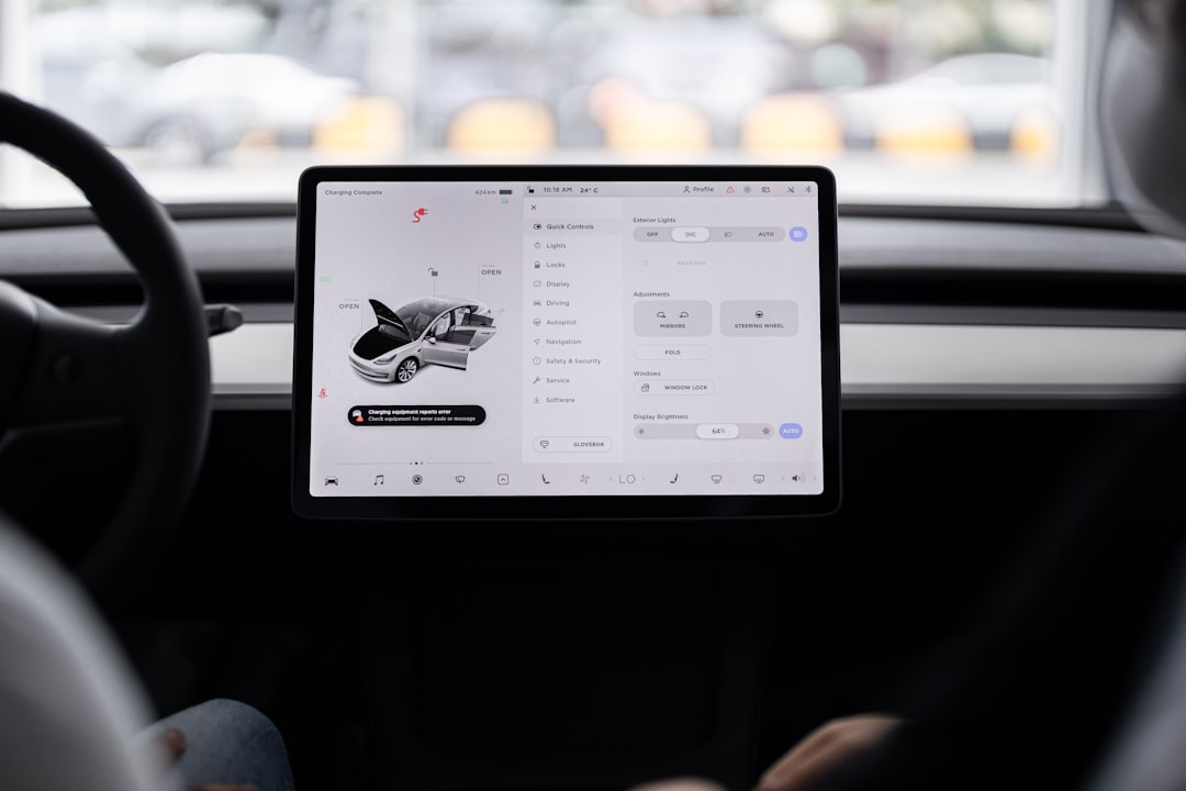Color e-ink display technology showing customizable interface