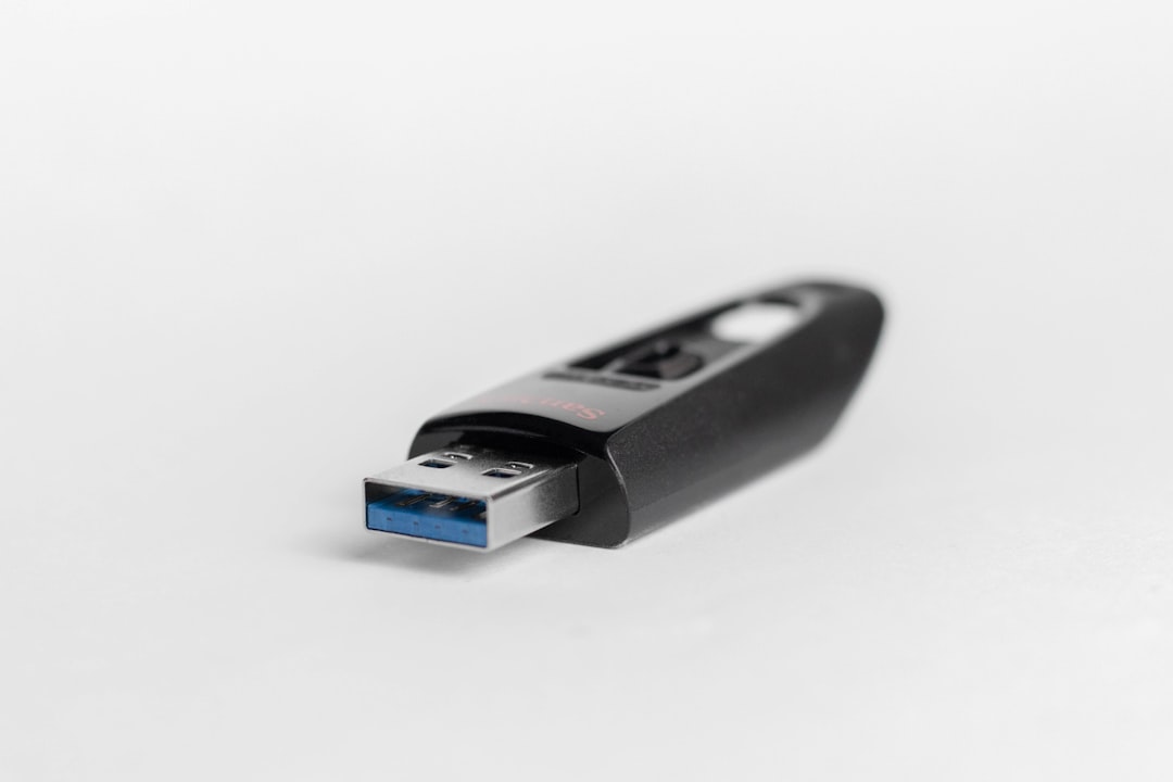 Small USB electronic dongle device