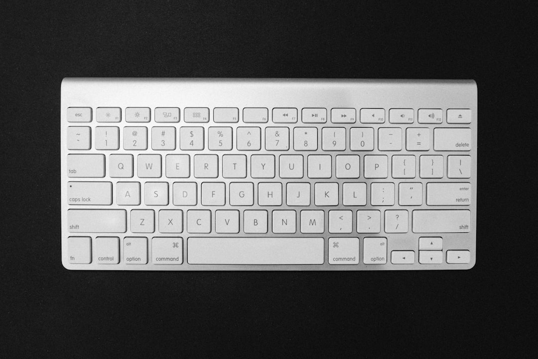 Wireless mechanical keyboard on desk